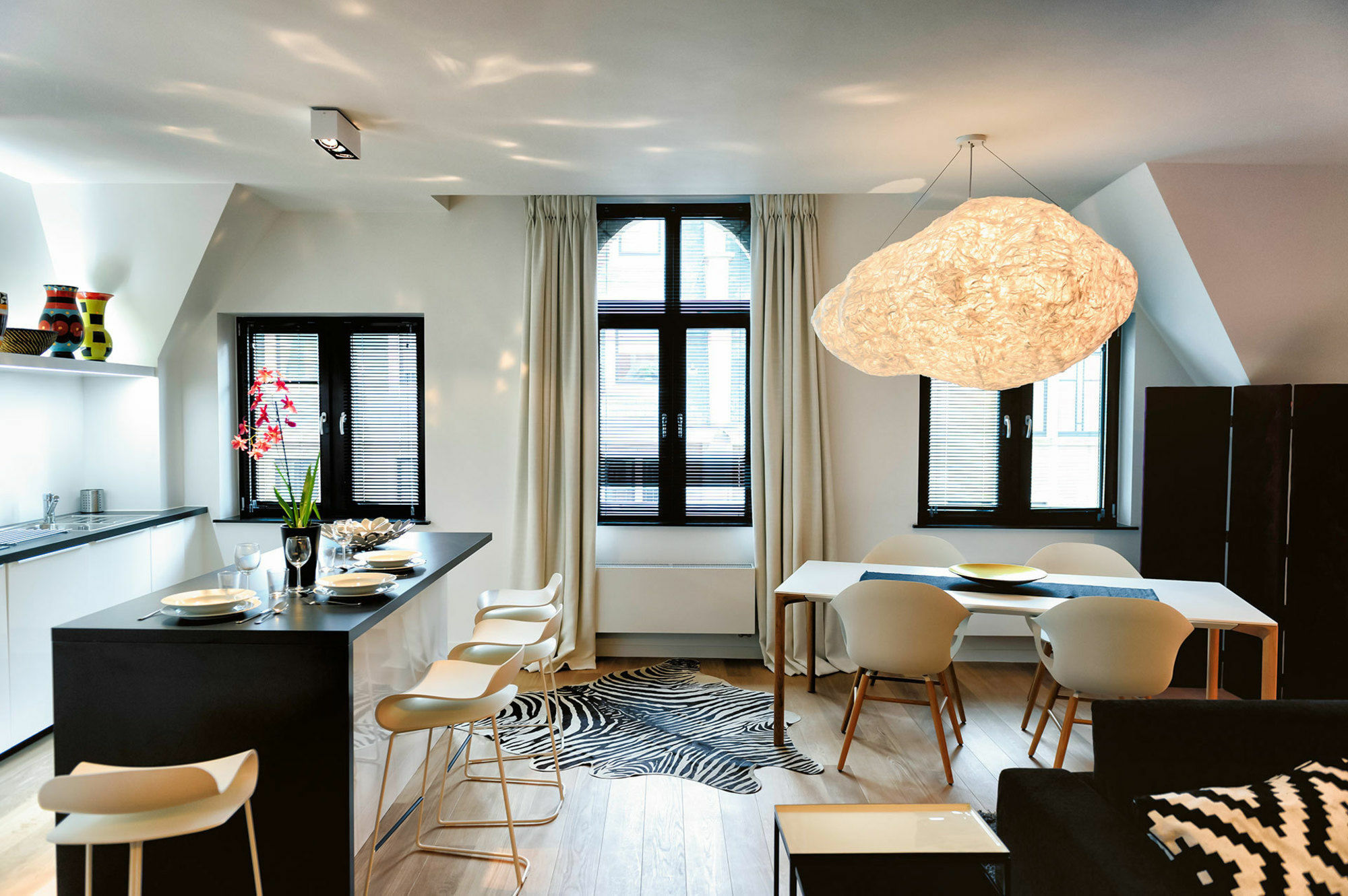 Charles Home - Grand Place Aparthotel Bruxelas Exterior foto